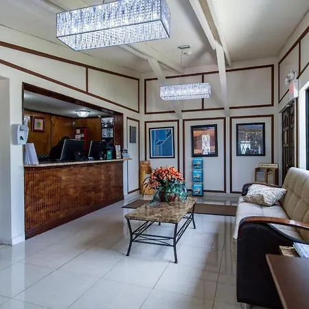 Spinnaker Inn Of Naples
